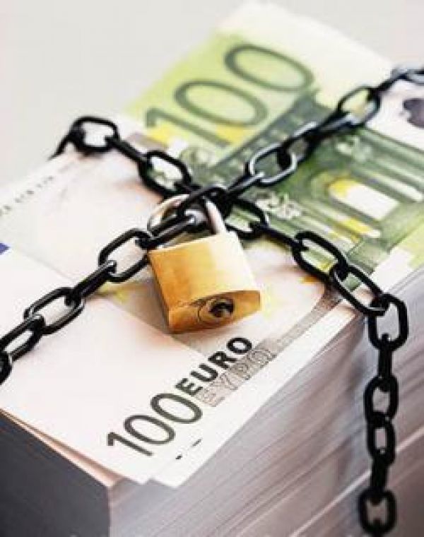 Σε απελπιστικά χαμηλά επίπεδα η πιστωτική επέκταση