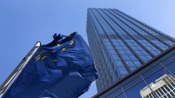 ΕΚΤ: Το παγκόσμιο εμπόριο αναμένεται υποτονικό στα επόμενα τρίμηνα