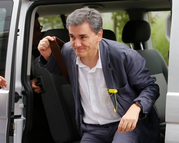 Άκαρπη η συνάντηση ΑΔΕΔΥ -ΠΟΕΔΗΝ με Τσακαλώτο