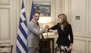 Συνάντηση Μητσοτάκη - ΥΠΕΞ Βουλγαρίας