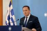 Πέτσας: Εξετάζουμε τρόπους αποζημίωσης από τη Novartis