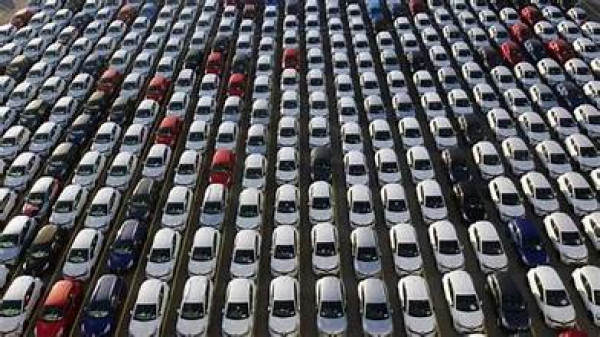 ΕΛΣΤΑΤ: Αύξηση 0,3% στις πωλήσεις αυτοκινήτων τον Αύγουστο