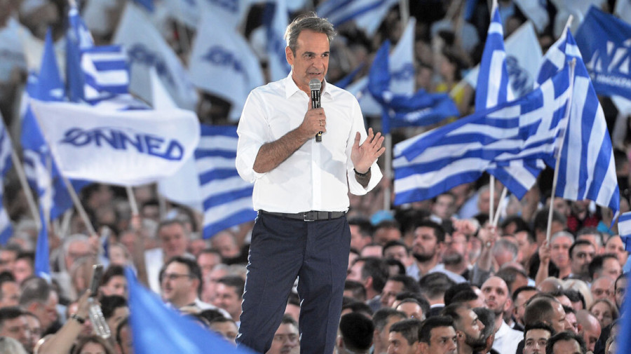 Χορτάσαμε «θα»: Η κυβέρνηση παίρνει άριστα ως… αντιπολίτευση