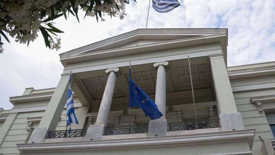 Διπλωματικές πηγές:Εκτός λίστας ρωσικών δωροδοκιών προς το παρόν η Ελλάδα