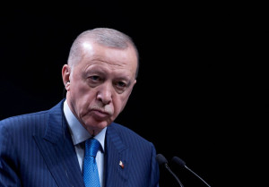 Ερντογάν: Εντείνουμε τις πρωτοβουλίες για τερματισμό της σύγκρουσης που αποσταθεροποιεί τη Μέση Ανατολή