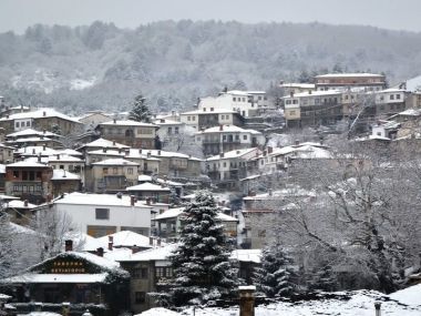 Πού θα ταξιδέψουν οι Έλληνες τις γιορτές