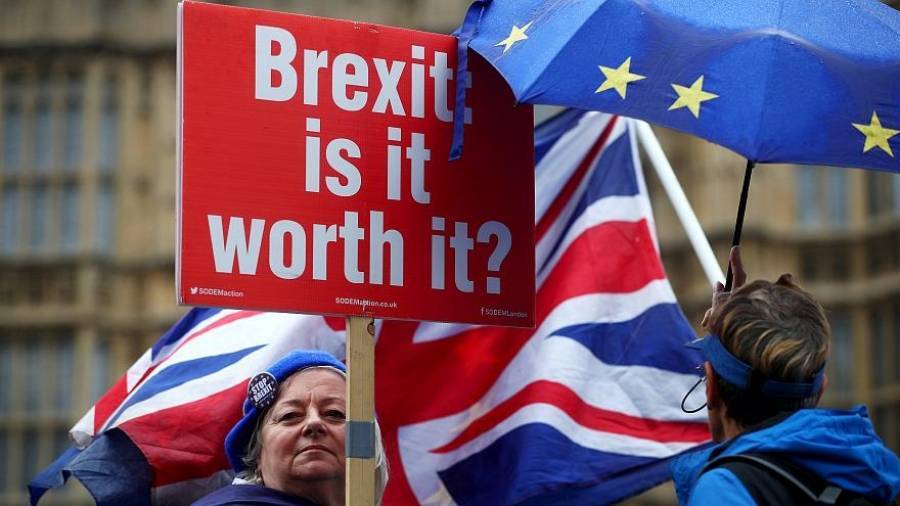 Διαδηλωτές στο Λονδίνο ζητάνε νέο δημοψήφισμα για το Brexit