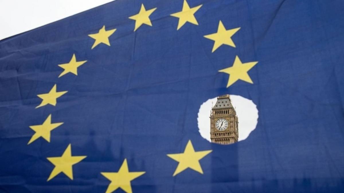 Παράταση τεσσάρων εβδομάδων πήρε η συμφωνία για το Brexit