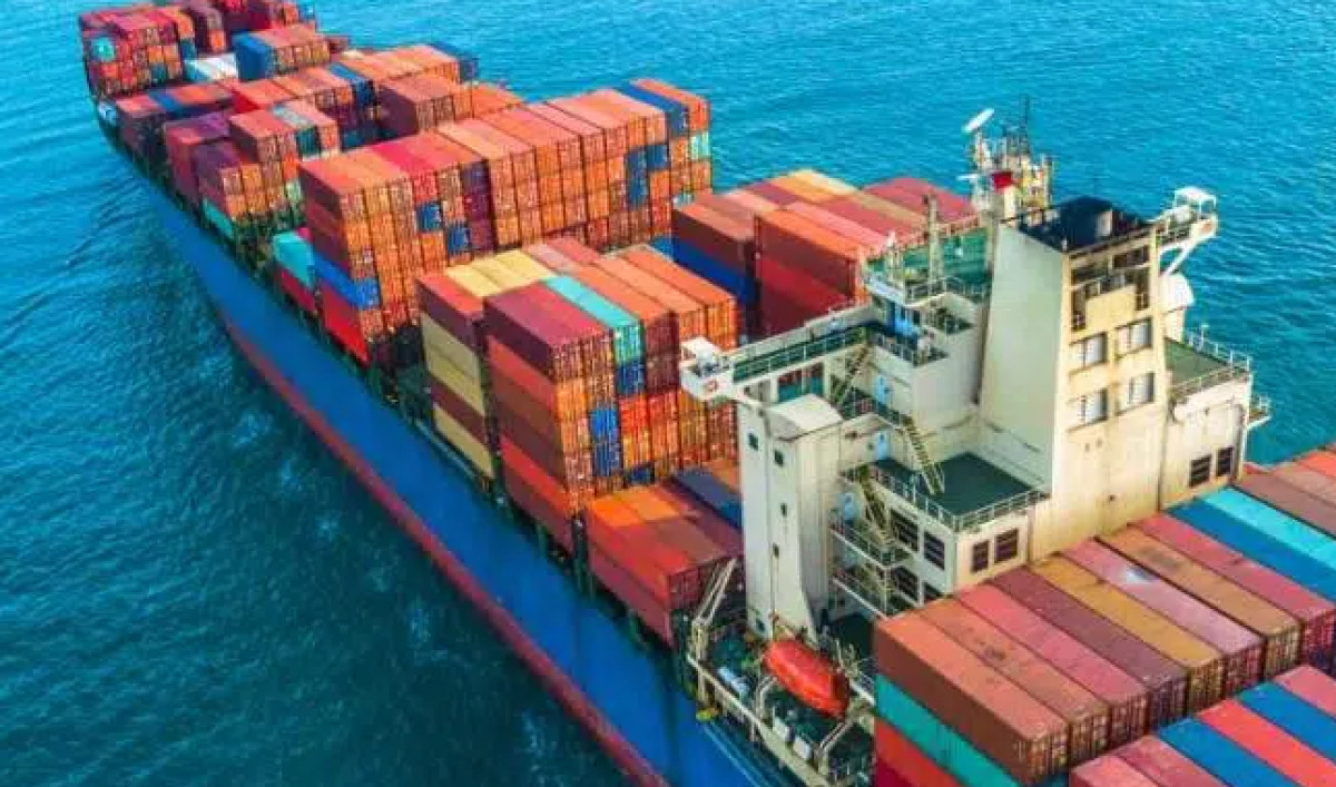 Βρετανία: Λιανοπωλητές ζητούν μείωση στους ελέγχους τροφίμων-ποτών από την ΕΕ