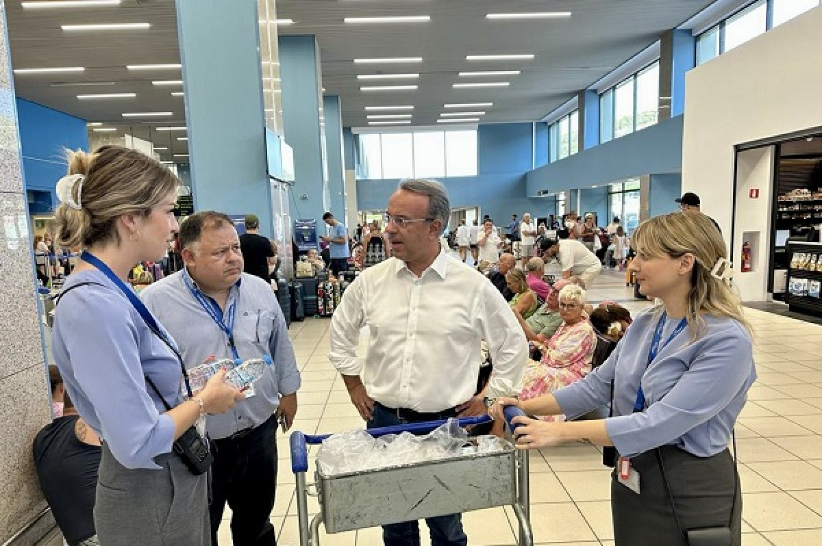 Σταϊκούρας: Συνεχείς προσπάθειες για την εξυπηρέτηση των επισκεπτών της Ρόδου