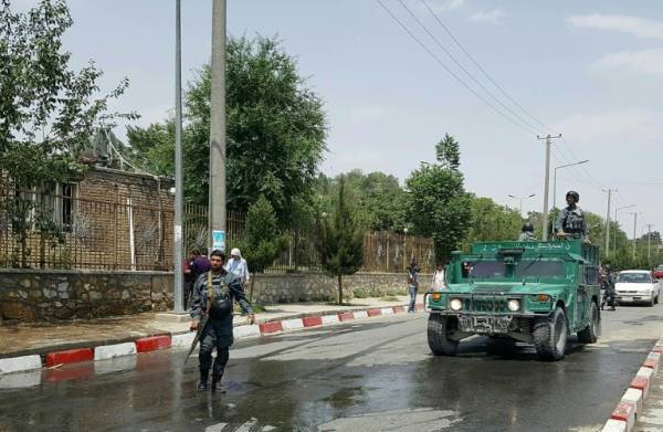 Αφγανιστάν: Επίθεση ISIS σε υπουργείο- Δεκάδες νεκροί