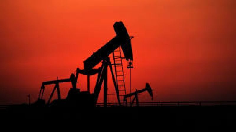 Εβδομαδιαία πτώση 0,9% για το πετρέλαιο