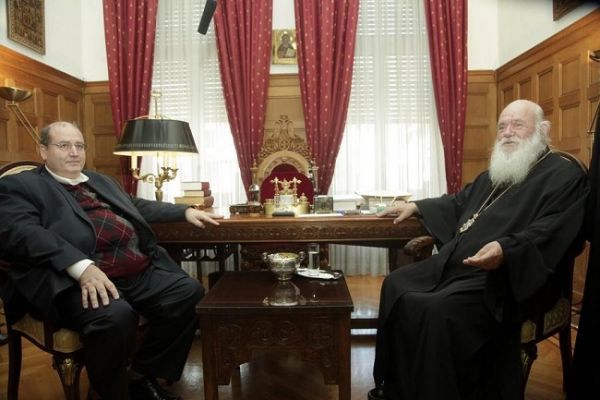 Δημοψήφισμα για το χωρισμό Εκκλησίας-Κράτους ζητάει ο Αρχιεπίσκοπος!