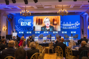 Gillian Tett-Κρίστιαν Χατζημηνάς: Ευκαιρίες για την Ελλάδα σε έναν κόσμο...αβεβαιότητας