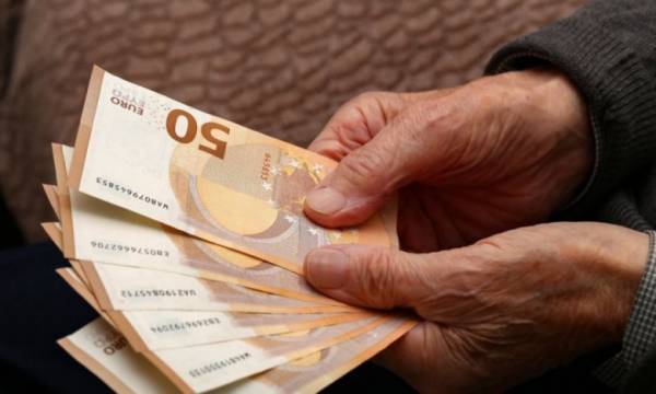 e-ΕΦΚΑ: Από Τετάρτη (25/8) η καταβολή των συντάξεων
