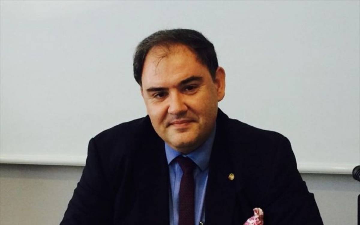 Σαρηγιάννης: «Αχίλλειος πτέρνα» τα ΜΜΜ-Νέα αύξηση διασωληνωμένων το Μάρτιο