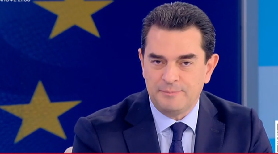 Σκρέκας: Μειώσεις τιμών, χάρη στα μέτρα που έλαβε η κυβέρνηση