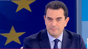 Σκρέκας: Μειώσεις τιμών, χάρη στα μέτρα που έλαβε η κυβέρνηση