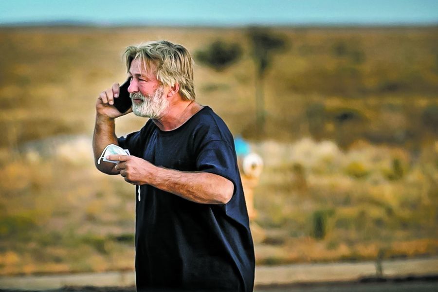 Δεν θα ξαναρχίσουν τα γυρίσματα του «Rust»- Συντετριμμένος ο Μπάλντουιν