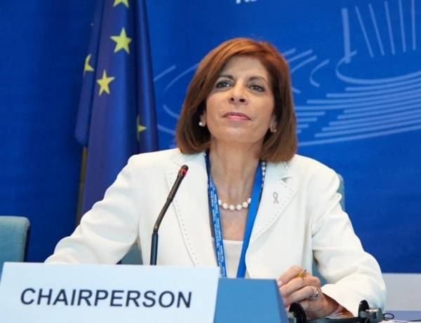 Κυριακίδου: Προτεραιότητα της ΕΕ η ασφάλεια των εμβολίων