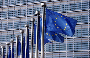 Η Κομισιόν αντιμετωπίζει τις καταχρηστικές αγωγές που ασκούνται κατά δημοσιογράφων