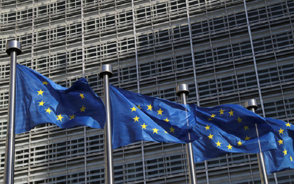 Κομισιόν: Σημαντική πρόοδος για το κράτος δικαίου στην Ελλάδα
