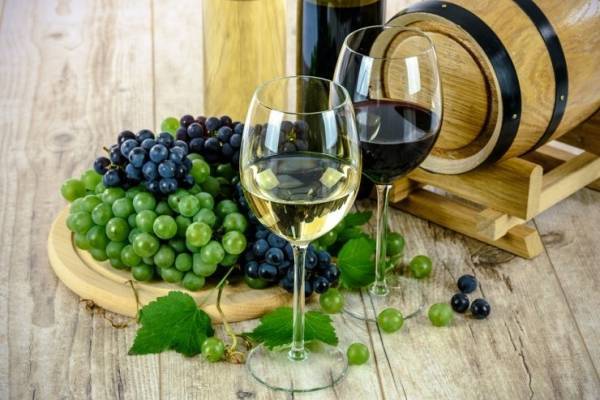 Οινοποιεία: 165.182 χιλιόλιτρα αξίας €8,9 εκατ. προς απόσταξη κρίσης