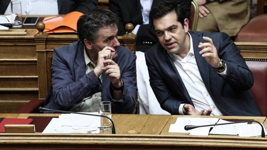Επιχείρηση «πολιτική αντεπίθεση» από την κυβέρνηση