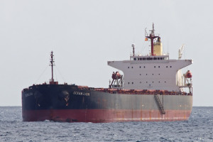 Μεγαλύτερα πλοία ρίχνονται στη... μάχη για τις εξαγωγές σιτηρών