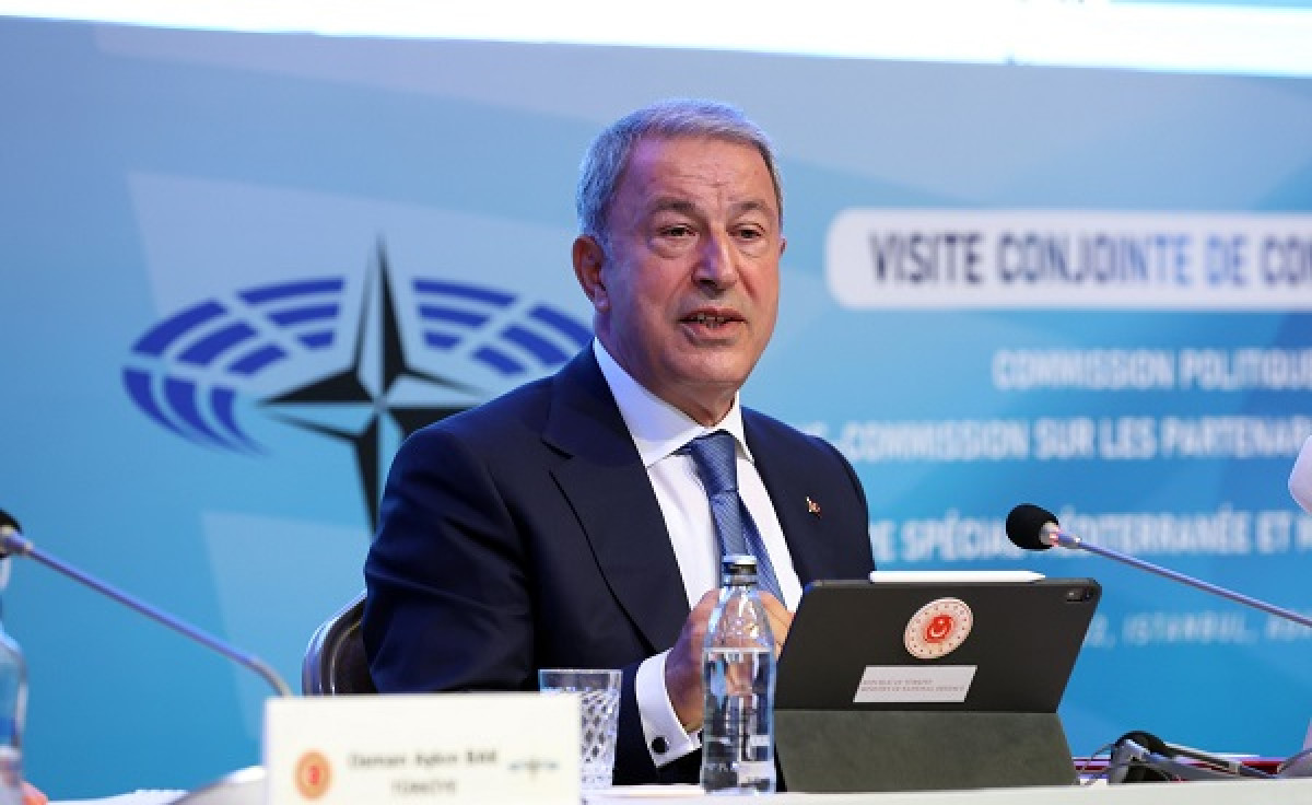 ΝΑΤΟ: Επεισόδιο Ελλήνων βουλευτών με Ακάρ-«Πάρτε πίσω το casus belli»