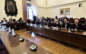 Προανακριτική: Γιατί ζητά ο Παπαγγελόπουλος την εξαίρεση Πλεύρη