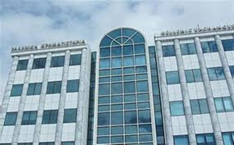 ΧΑ: Από πόρτες και παράθυρα φεύγουν επενδυτές και επιχειρηματίες