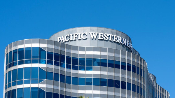 Νέα πτώση στις περιφερειακές τράπεζες των ΗΠΑ-«Βουτιά» για την PacWest