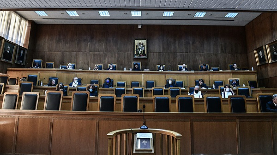 Τηλεοπτικές άδειες: Συνεχίστηκε η κατάθεση Τόμπρα- Τι ανέφερε