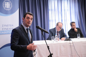 Σκρέκας: Τώρα είναι η κατάλληλη στιγμή για πλαφόν στο αέριο
