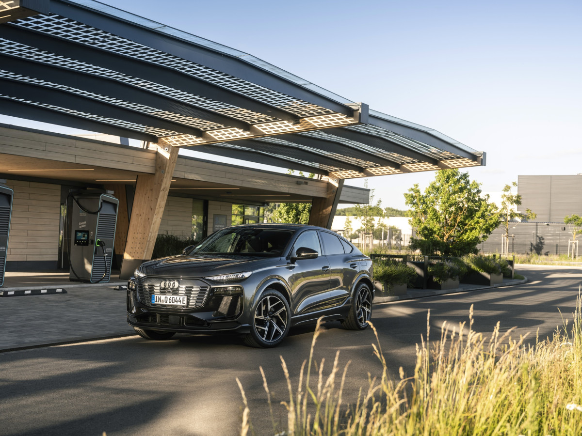 Audi Q6 Sportback e-tron: Υπερβαίνει κάθε προσδοκία σε ανεση και αυτονομία