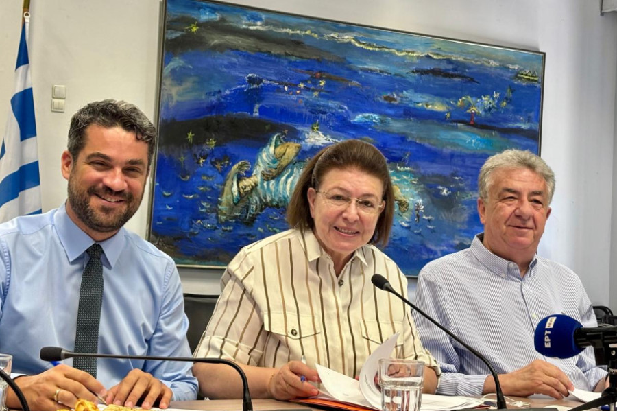 Μενδώνη στα Χανιά: Υπογραφή συμβάσεων για έργα πολιτισμού ύψους 22 εκατ. ευρώ στα Ενετικά Νεώρια