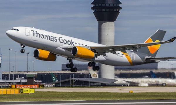 Thomas Cook: Τι απαντά ο Φανκχάουζερ για τις αποδοχές του