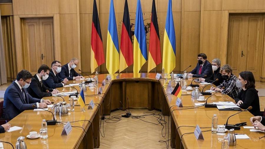 Σε τεντωμένο «σχοινί» οι σχέσεις Γερμανίας-Ουκρανίας: Υπενθύμιση «ιστορικής ευθύνης»