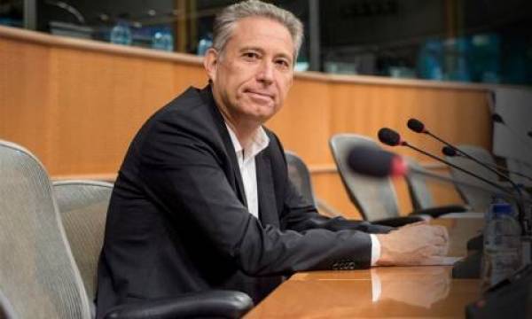 Ετοιμάζει και το ΚΙΝΑΛ (-ΠαΣοΚ) μεταγραφές από το ΣΥΡΙΖΑ