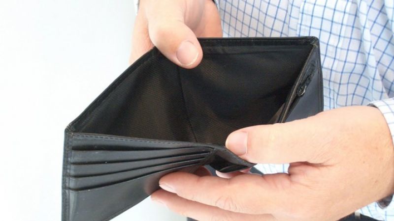 Στο 40% η μείωση του πλούτου των νοικοκυριών