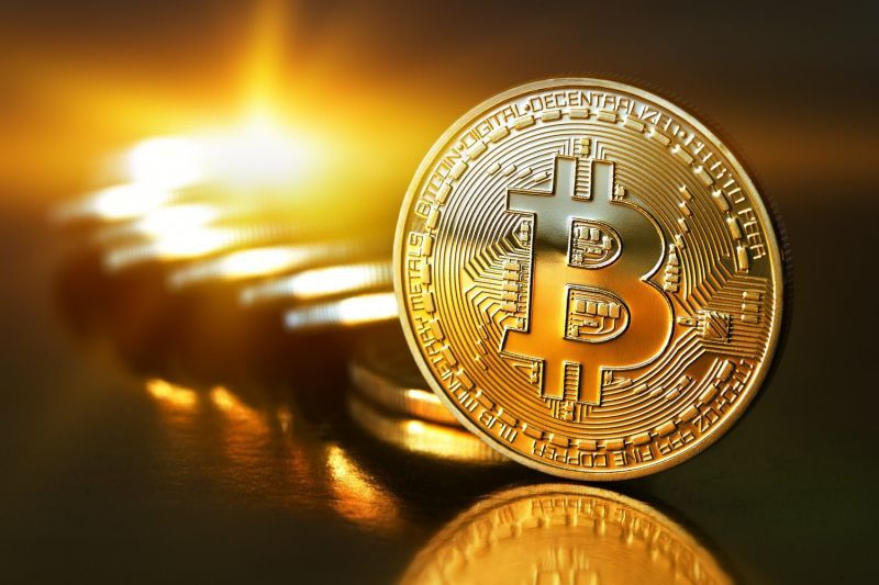 Ξεπέρασε τα 1.900 δολάρια το bitcoin