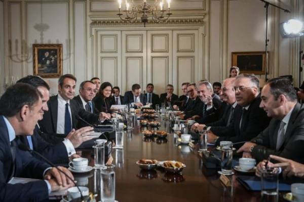 Υπουργικό: Επί τάπητος επτά νομοσχέδια- Όλες οι αποφάσεις