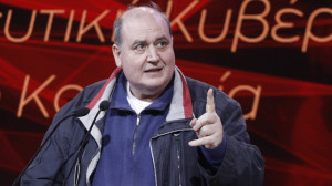 Φίλης: Kάτι μεταξύ σε Πέπε Γκρίλο και Τραμπ ο Κασσελάκης