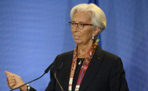 Λαγκάρντ: Η πράσινη μετάβαση συμβάλει στην αναχαίτιση της ενεργειακής κρίσης
