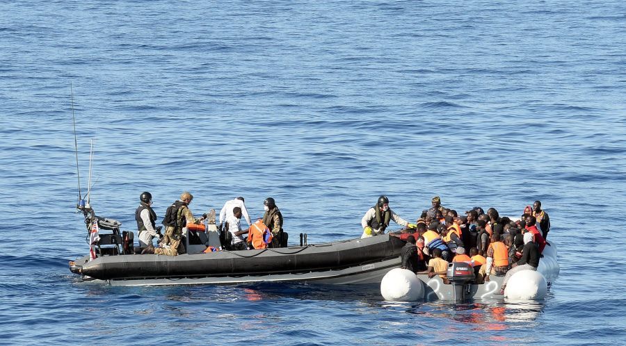 Ναυάγιο ανοιχτά της Τυνησίας με 17 νεκρούς
