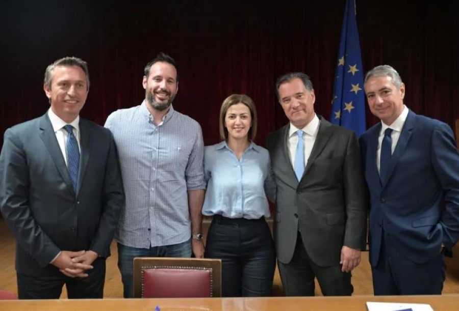 Υπογραφή σύμβασης για ενεργειακή αναβάθμιση και ανακαίνιση 4 Κέντρων Υγείας
