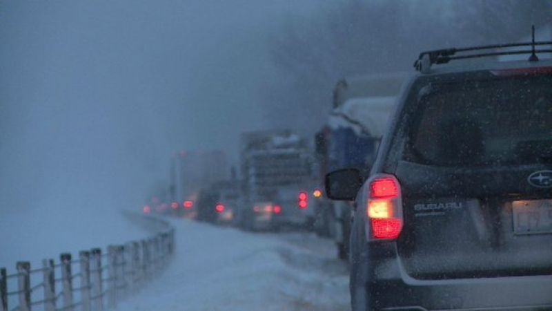 Snowzilla:«Συναγερμός» στις ΗΠΑ–Εννέα νεκροί, χιλιάδες ακυρώσεις πτήσεων από τη χιονοθύελλα