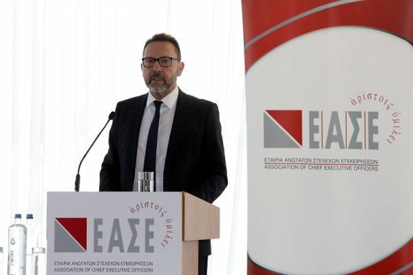 Στουρνάρας: Ο στόχος για το πρωτογενές πλεόνασμα είναι πολύ υψηλός