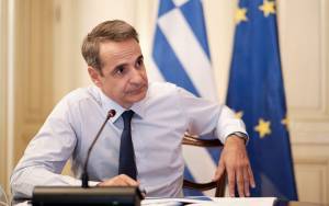 Σύσκεψη με Μητσοτάκη για Όμικρον και σχολεία